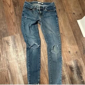 Levi’s Distressed Blue Women's Jeans